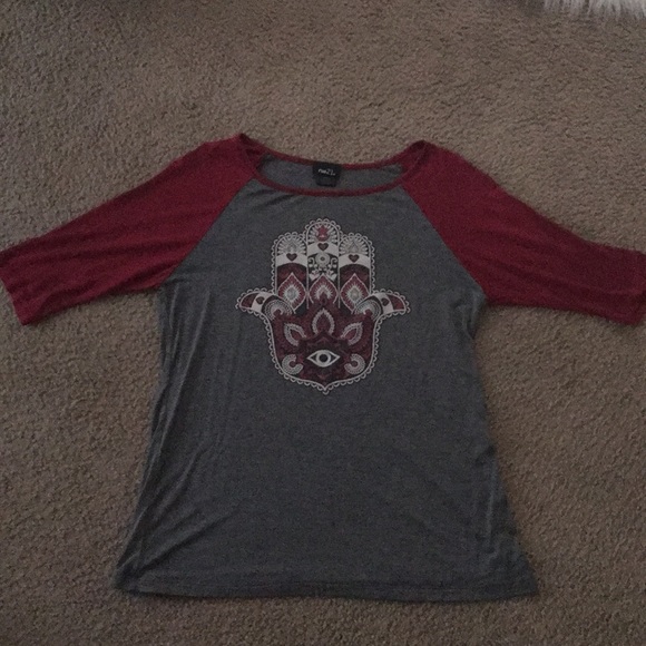 Cute Shirt from Rue 21. Perfect Condition - Picture 1 of 2